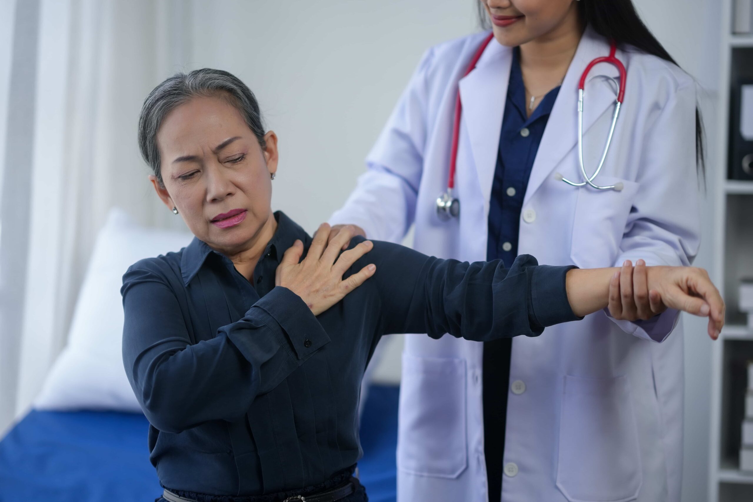 Managing Arthritis Pain with Home Care: Strategies for Daily Comfort